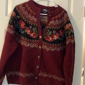 Icelandic Wool Sweater size M/L
